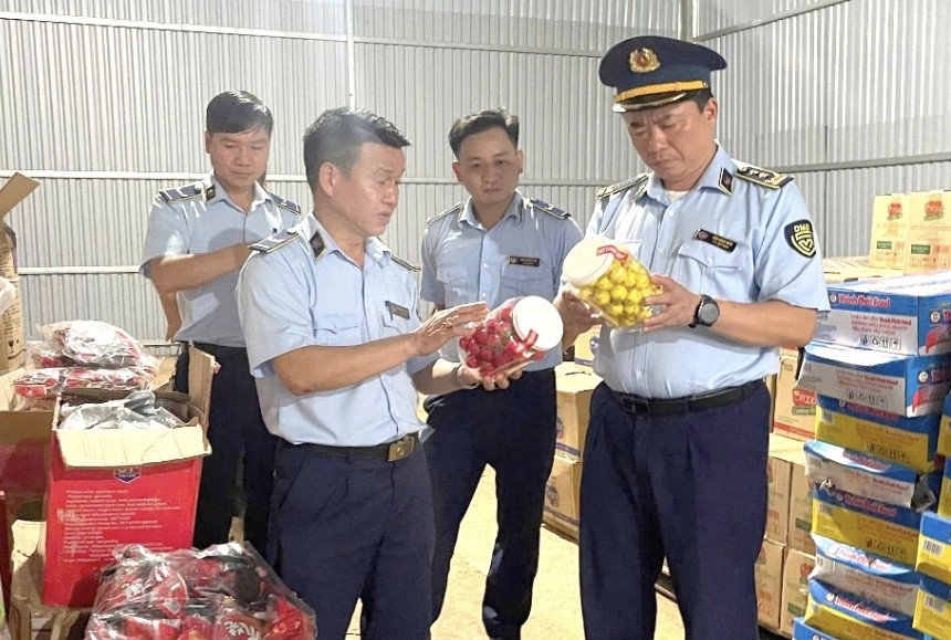 Cao Bằng: 6 thàng đầu năm phát hiện, xử lý 586 vụ buôn lậu, gian lận thương mại, hàng giả