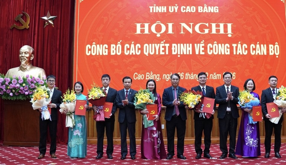 Tỉnh ủy Cao Bằng công bố các quyết định về công tác cán bộ