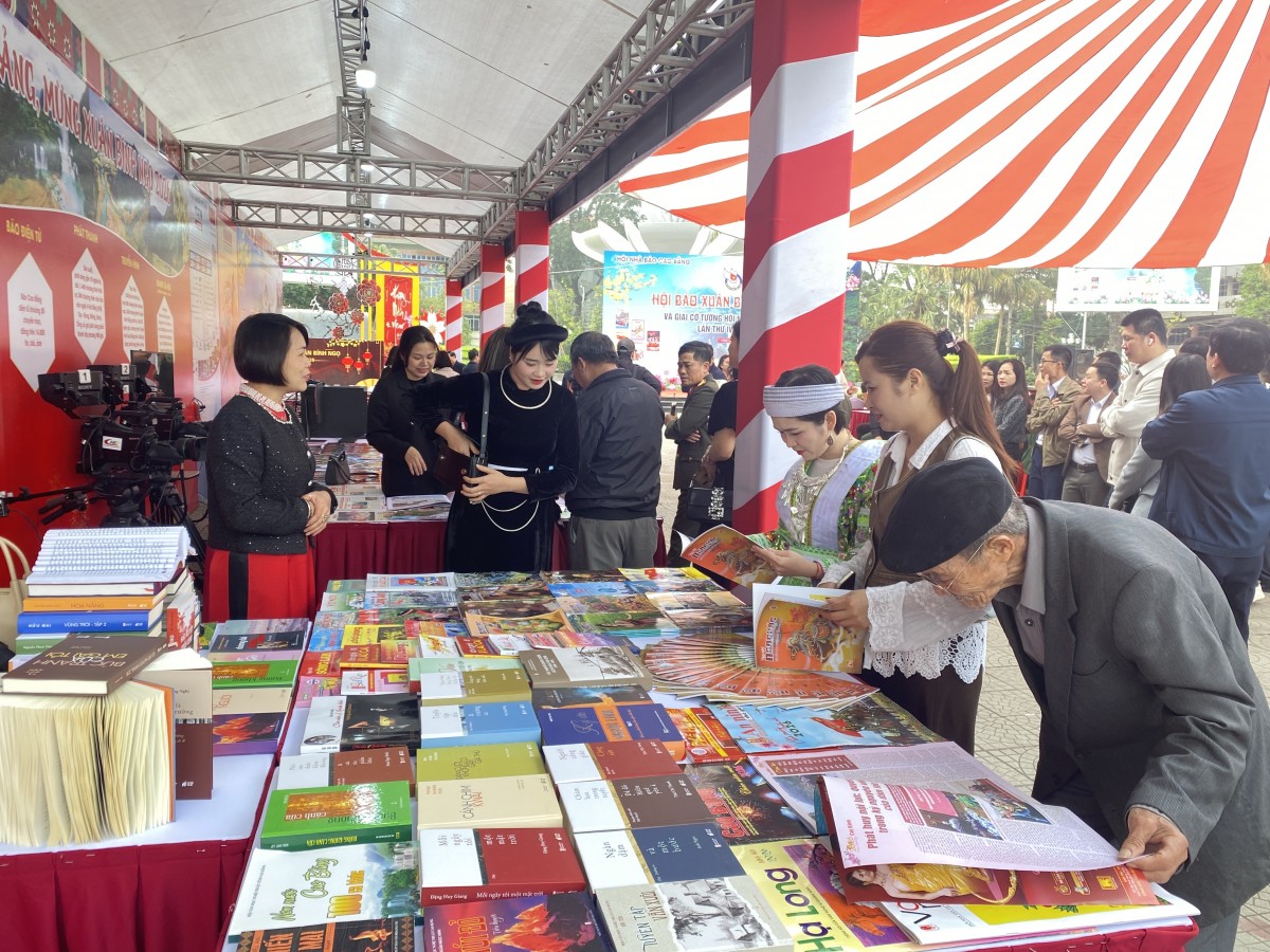 Hội Báo Xuân Bính Ngọ tỉnh Cao Bằng năm 2026