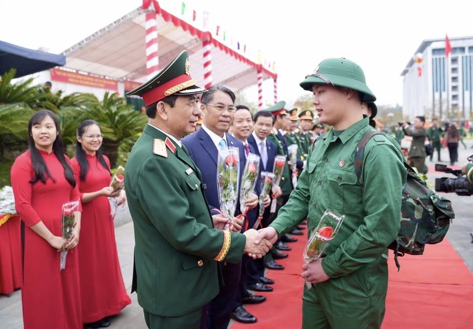 Đại tướng Phan Văn Giang dự Lễ Giao nhận quân tại Cao Bằng