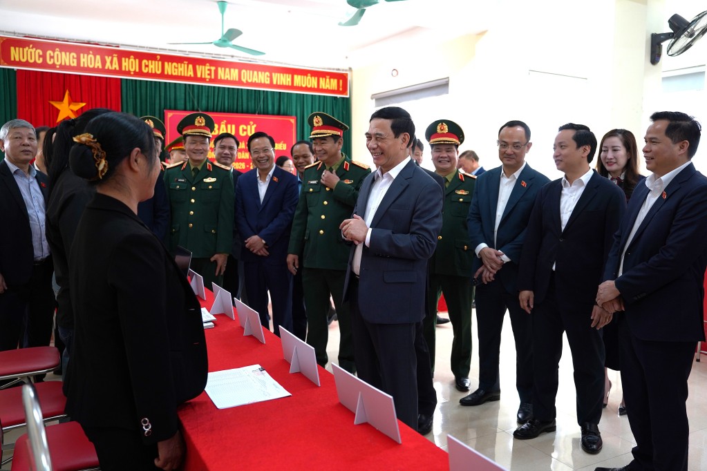 Bộ trưởng Bộ Quốc phòng Phan Văn Giang giám sát, kiểm tra công tác bầu cử đại biểu Quốc hội và đại biểu HĐND các cấp tại Cao Bằng
