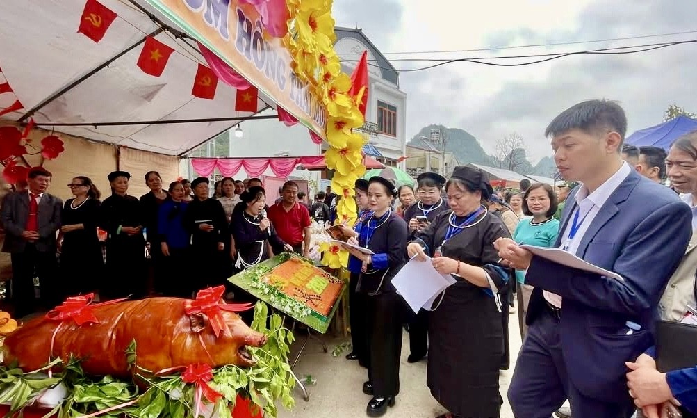 Cao Bằng: Độc đáo Lễ hội Tranh đầu pháo xã Quảng Uyên