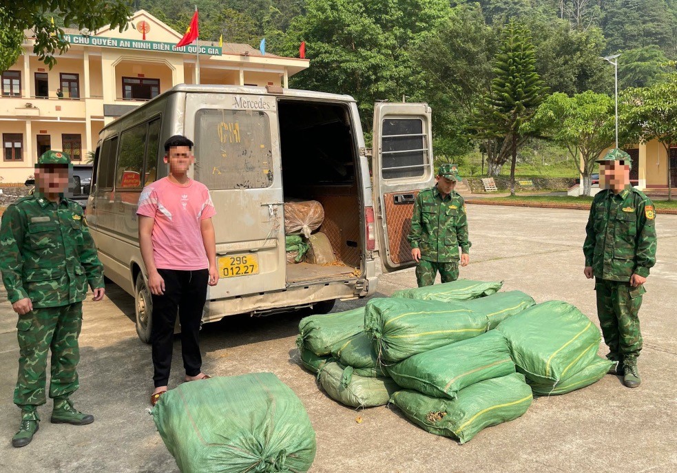 Cao Bằng: Thu giữ số lượng lớn hàng hóa không rõ nguồn gốc tại khu vực biên giới