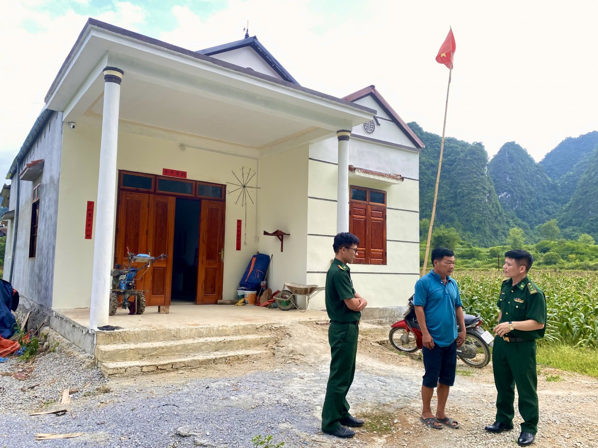 Chung tay xóa nhà tạm, nhà dột nát – dựng niềm tin nơi biên cương