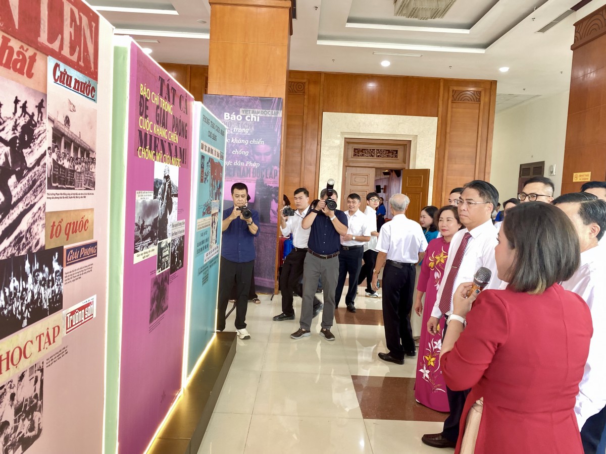 Hội thảo khoa học 