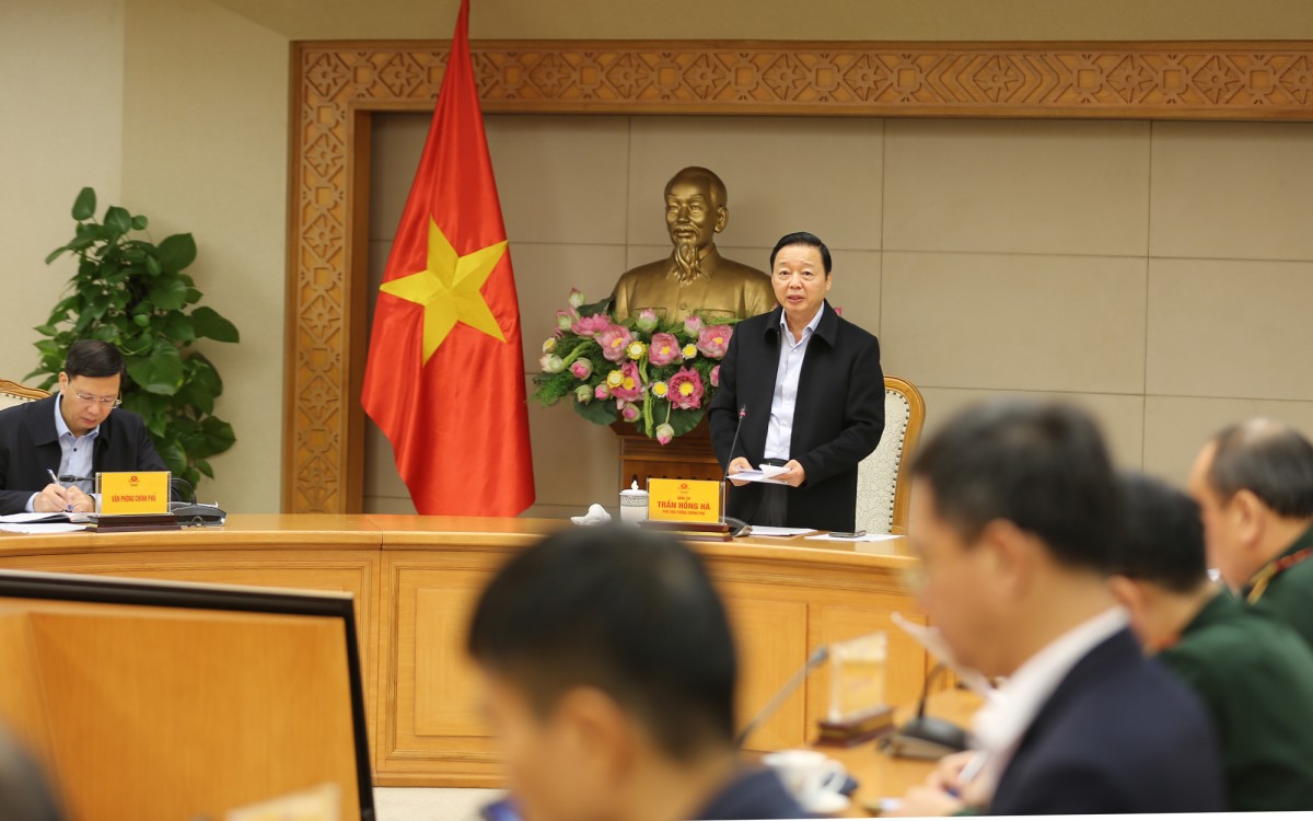 Đặt nhiệm vụ phòng, chống bão số 13 vào tình trạng 'khẩn cấp hơn, nguy hiểm hơn'