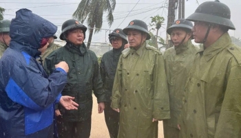 Phó Thủ tướng Chính phủ Hồ Quốc Dũng kiểm tra công tác phòng chống mưa, lũ tại Đắk Lắk