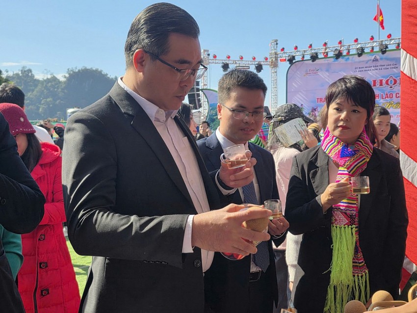 Khai mạc Lễ hội trà Shan Tuyết tỉnh Lào Cai