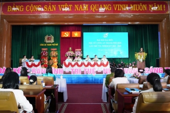 Nữ công an Tp. Huế khẳng định bản lĩnh, trí tuệ và đổi mới trong kỷ nguyên mới