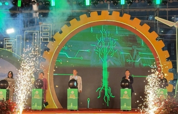 Hội chợ triển lãm hàng công nghiệp nông thôn hướng tới chuyển đổi xanh và phát triển bền vững