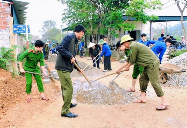 Công tác dân vận trong xây dựng nông thôn mới ở Hà Tĩnh (Bài 2): Khi “cán bộ đi trước, làng nước theo sau”