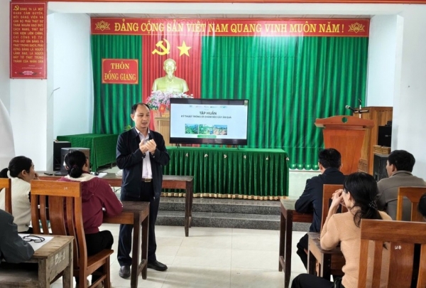 Quảng Trị: Tập huấn “Kỹ thuật trồng và chăm sóc cây ăn quả” thích ứng với biến đổi khí hậu