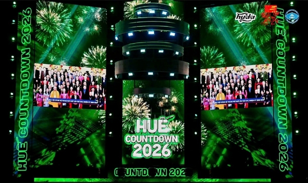 dem hoi countdown hue chao nam moi 2026 day hy vong va khoi sac