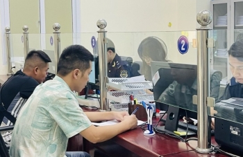 Chi cục Hải quan khu vực XVI thu ngân sách nhà nước hơn 2.570 tỷ đồng