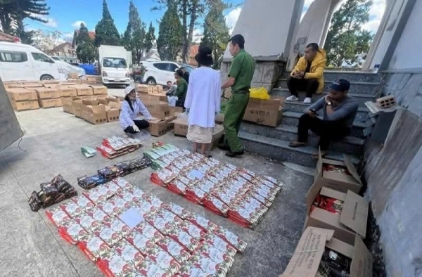 Điều tra vụ nghi sản xuất, tiêu thụ cà phê giả quy mô lớn