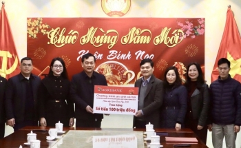 Agribank Chi nhánh Cao Bằng tặng hơn 1.700 suất quà cho người nghèo, đối tượng chính sách