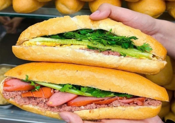 Lâm Đồng tăng cường bảo đảm an toàn thực phẩm đối với cơ sở sản xuất, kinh doanh bánh mì