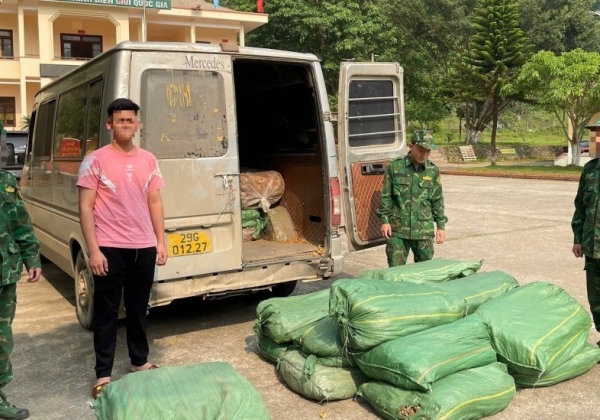Cao Bằng: Thu giữ số lượng lớn hàng hóa không rõ nguồn gốc tại khu vực biên giới